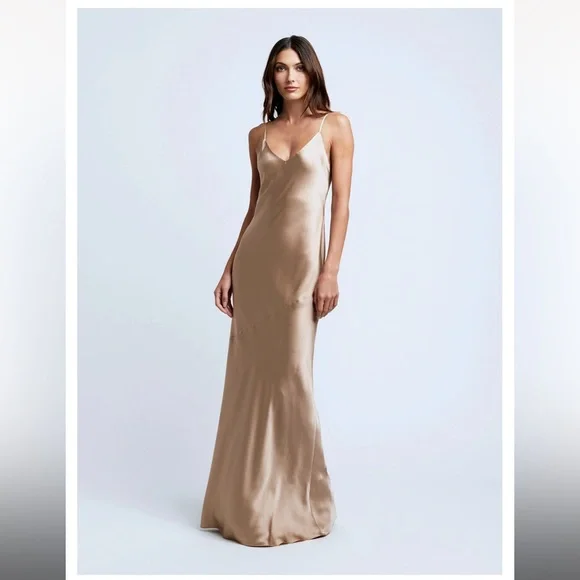 L’Agence Silk Gown - Picture 1 of 3